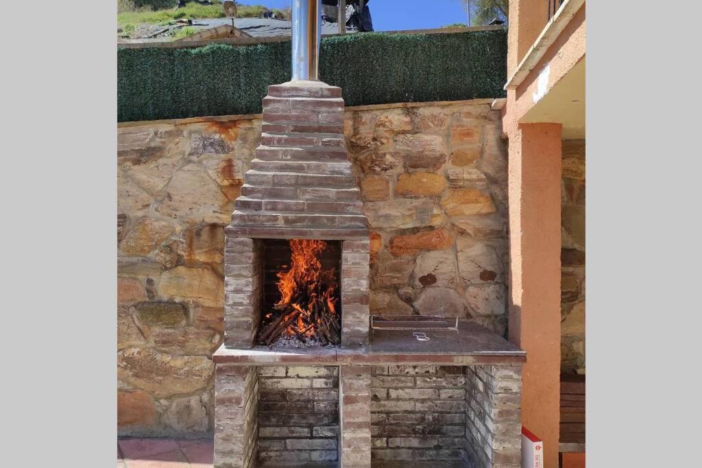 Casa Rural La Vizana Alija del Infantado エクステリア 写真